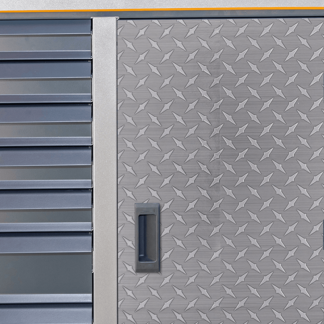 Diamond Plates Peel and Stick Wallpaper Tiles - 24 Pack
